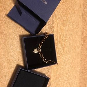 BNIB! Swarovski bracelet heart set